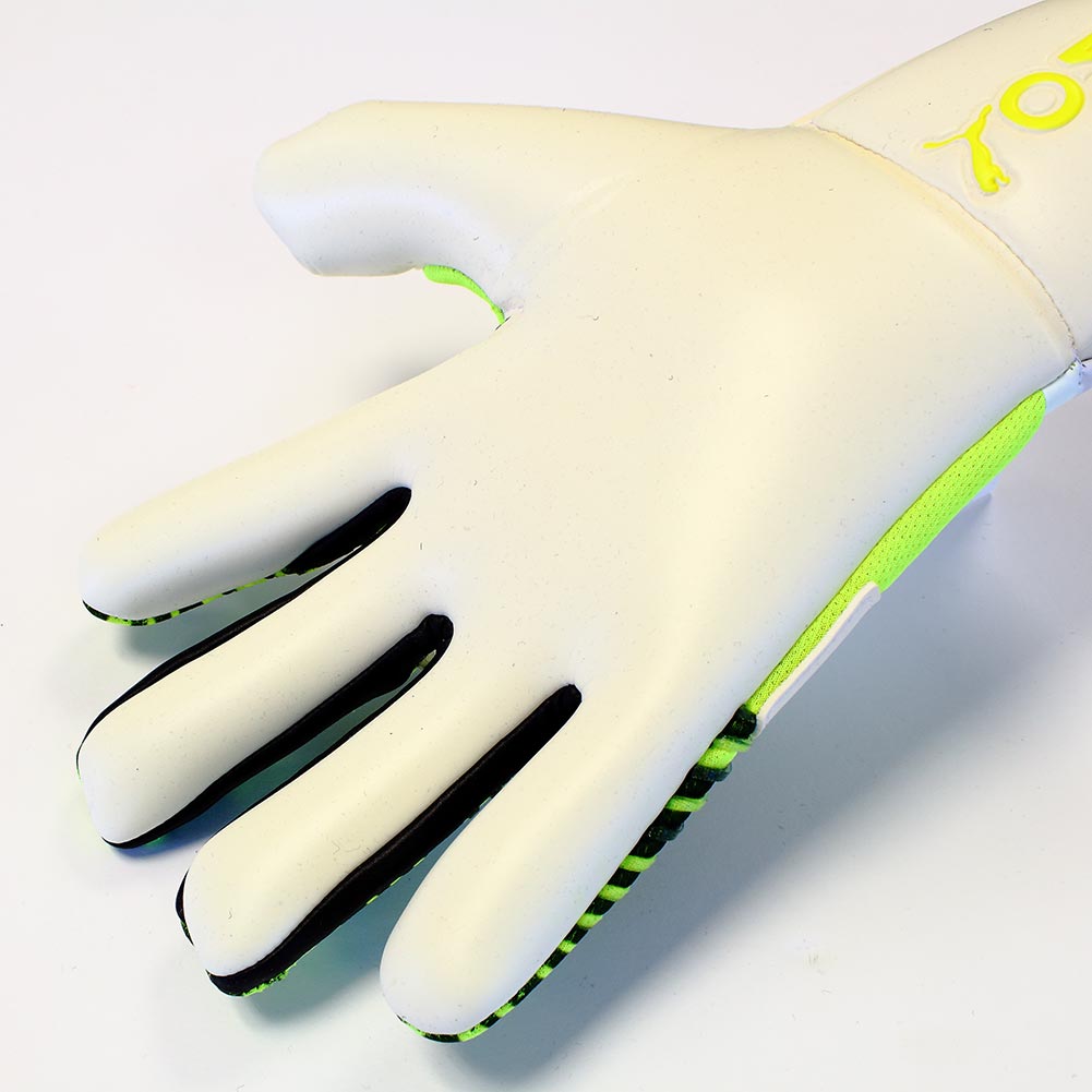 puma one grip hybrid