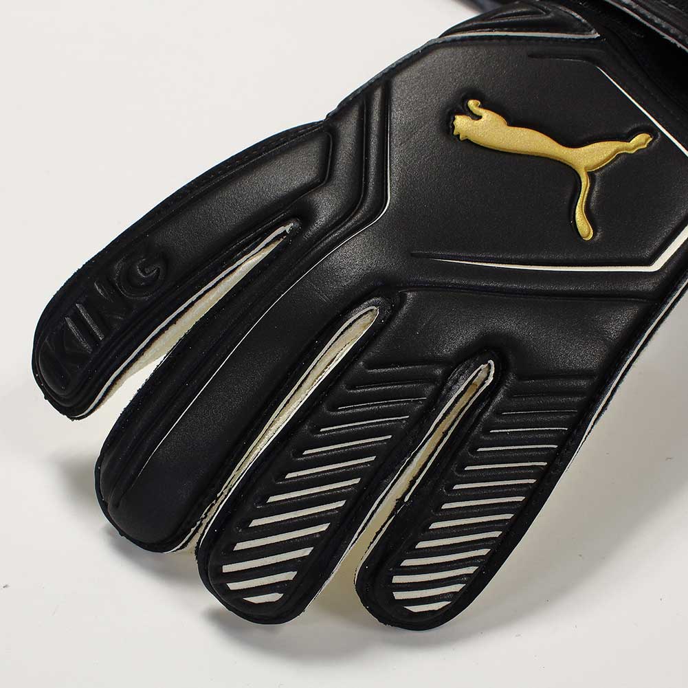 puma king gloves