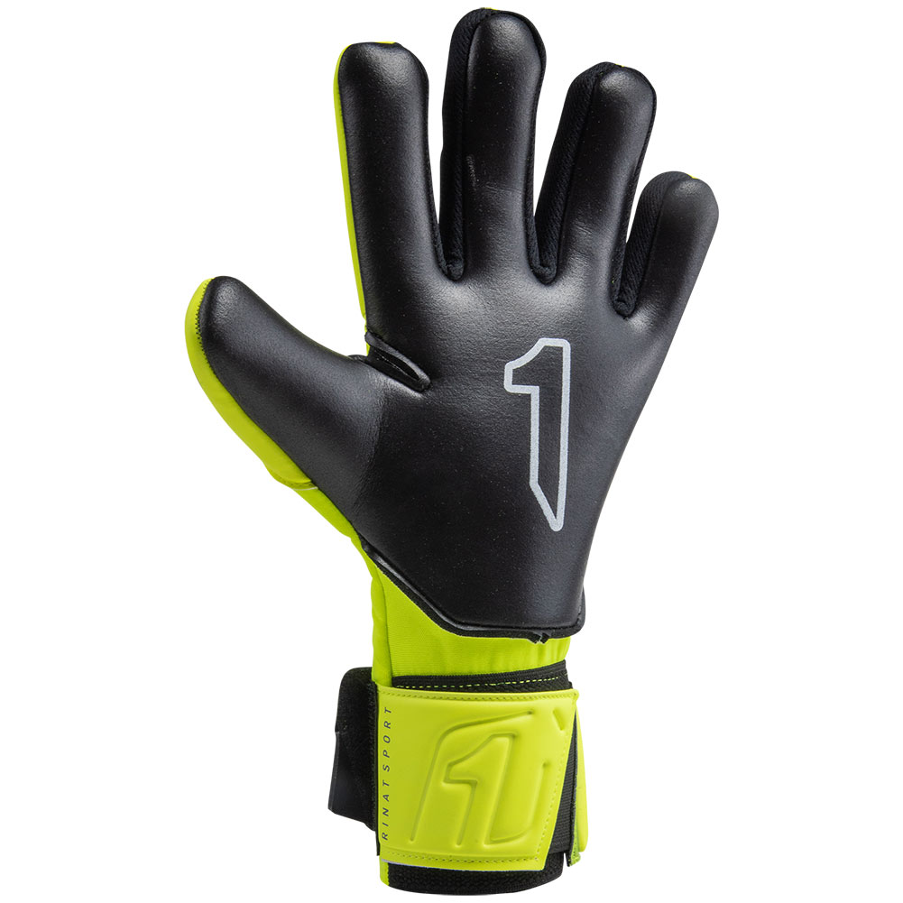 Juventus goalkeeper gloves hot sale