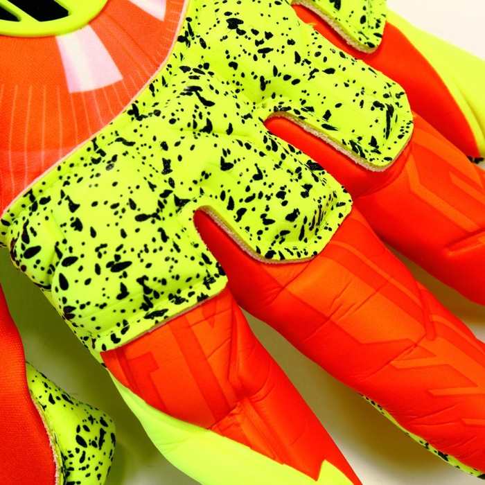 UHLSPORT DYNAMIC IMPULSE SUPERGRIP REFLEX Goalkeeper Gloves