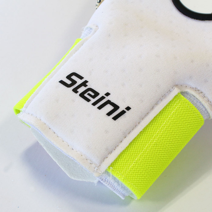 Goalkeeper Glove iD Personalisation