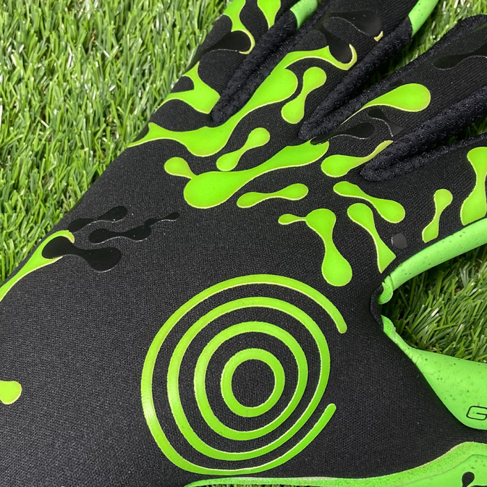 GG:LAB eXOME+ Junior Goalkeeper Gloves black/green gecko