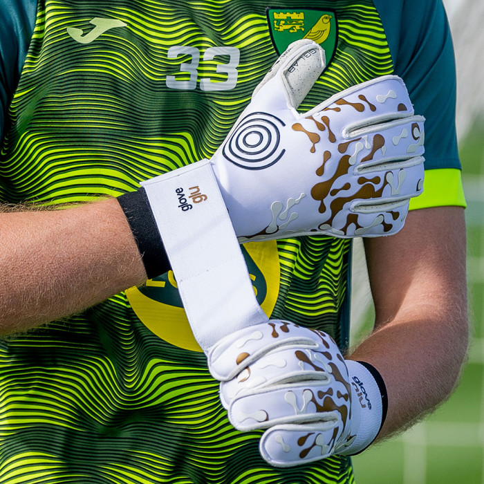 Gloveglu e:XOME+ MEGAGRIP Roll Finger Junior Goalkeeper Gloves White/G