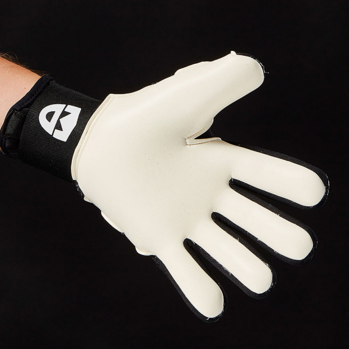 ONE SLYR LITE MIDNIGHT Negative Cut Junior Goalkeeper Gloves Black