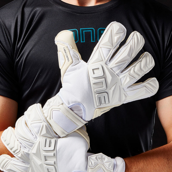 ONE SLYR Pure Junior Goalkeeper Gloves White