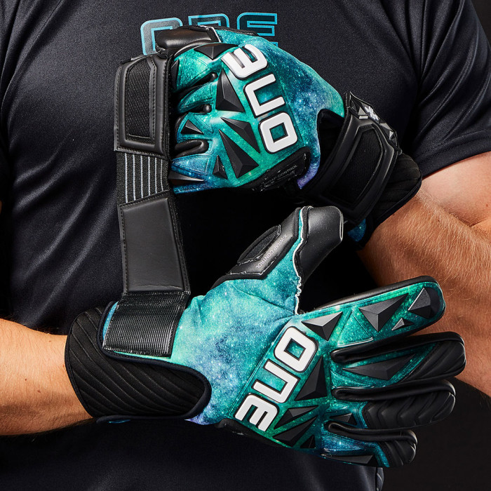  ONE SLYR Aurora Junior Goalkeeper Gloves green