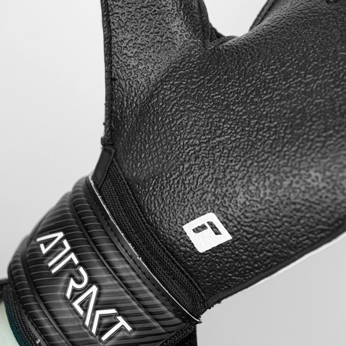 Reusch Attrakt Resist Goalkeeper Gloves Black