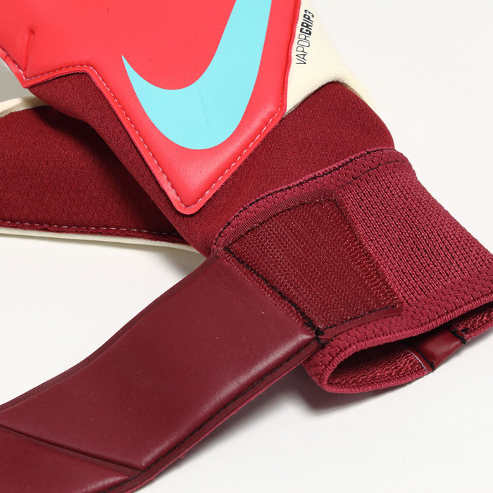 Nike Vapor Grip 3 PROMO Goalkeeper Gloves Siren Red/Team Red
