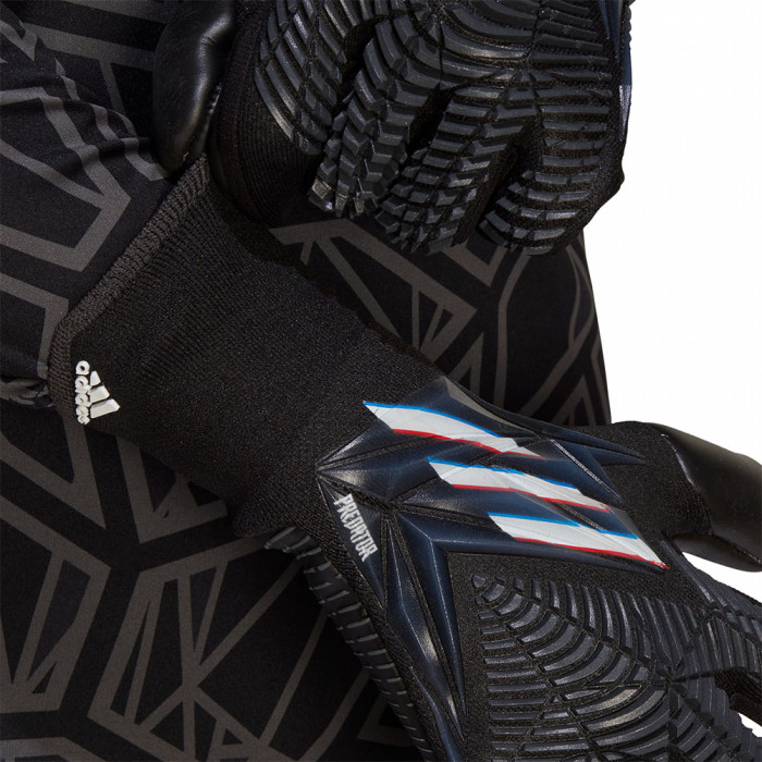adidas Predator .Edge Of Darkness. GL PRO Goalkeeper Gloves Black