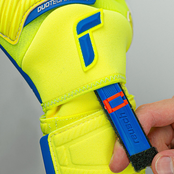Reusch Attrakt Duo Ortho-Tec Goalkeeper Gloves safety yellow/deep b
