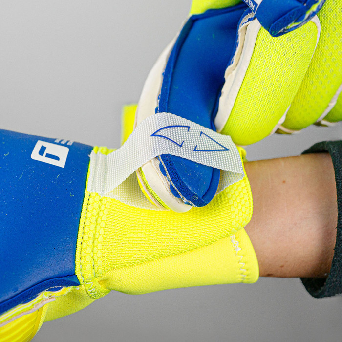 Reusch Attrakt Duo Ortho-Tec Goalkeeper Gloves safety yellow/deep b