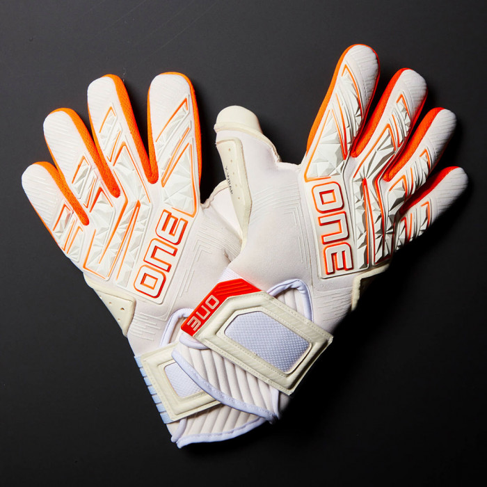 ONE APEX Pro Ignite Junior Goalkeeper Gloves White/Orange