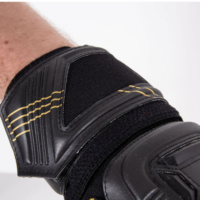  Stanno Ultimate Grip II Ltd. Roll Finger Goalkeeper Gloves Black/Gold