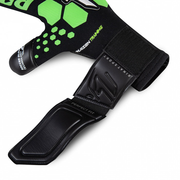 Rinat KAIZEN TRAINING Goalkeeper Gloves (Black/Fluo Green)
