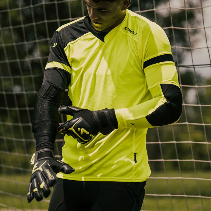 Storelli ExoShield Gladiator GK Jersey Strike/Black