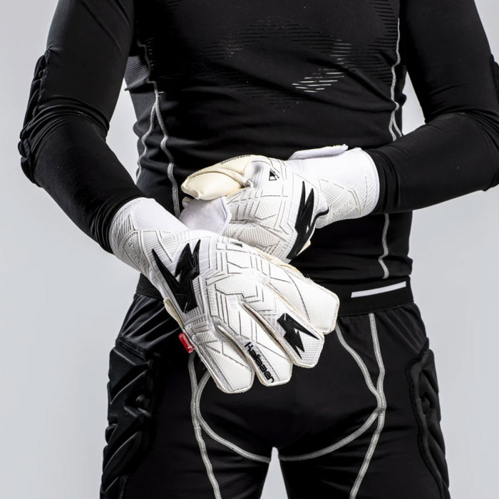 Kaliaaer XLR8AER PWRLITE XTENSION CUT Junior Goalkeeper Gloves