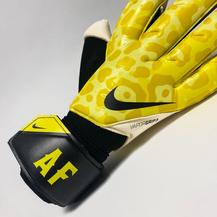  Nike GK Vapor Grip 3 AB BRAZIL WC Goalkeeper Gloves Dynamic Yellow