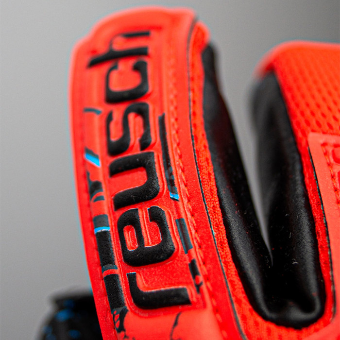 Reusch Attrakt Fusion Finger Support Guardian Jr Goalkeeper Gloves bri