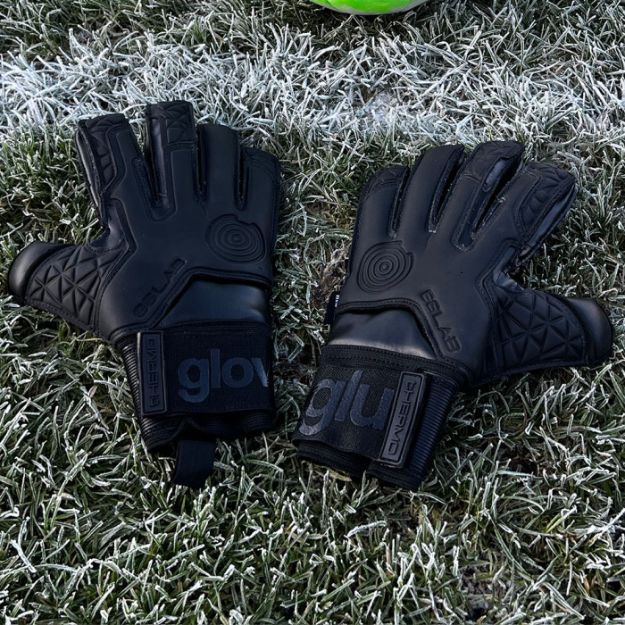 GG:LAB t:HERMO Fleece Finger Protect Junior Goalkeeper Gloves Black