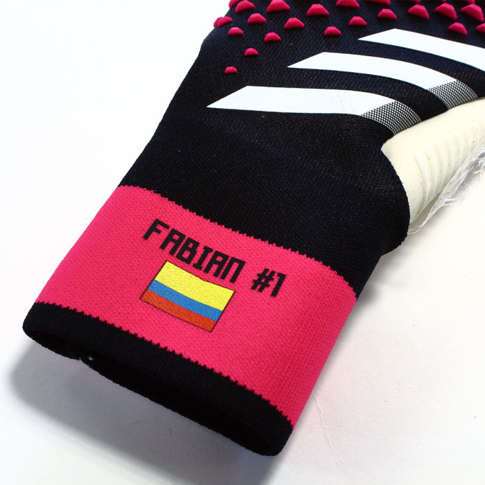 adidas Predator Accuracy Pro Black / Team Shock Pink Junior Gloves