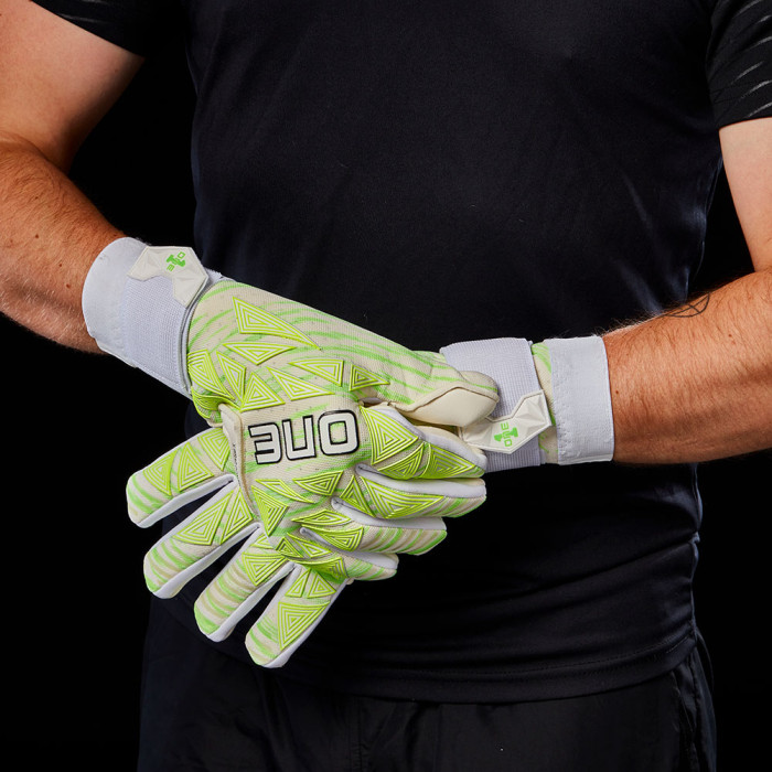  GLV-GEO3-MD2 ONE GEO 3.0 MD2 Goalkeeper Gloves White Fluo