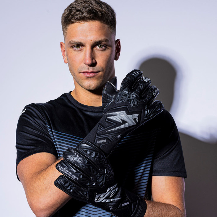  UPR3J Kaliaaer ULTRA Pro X Iconic Junior Goalkeeper Gloves Black 