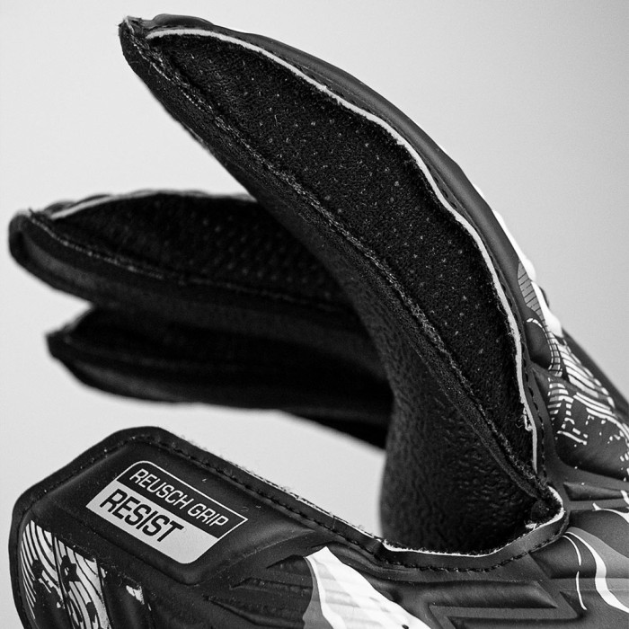 Reusch Attrakt Resist Finger Support Junior Goalkeeper Gloves Black 
