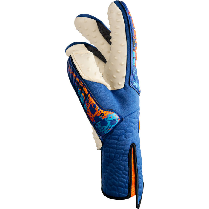 Reusch Attrakt SpeedBump Strapless AdaptiveFlex Goalkeeper Gloves 