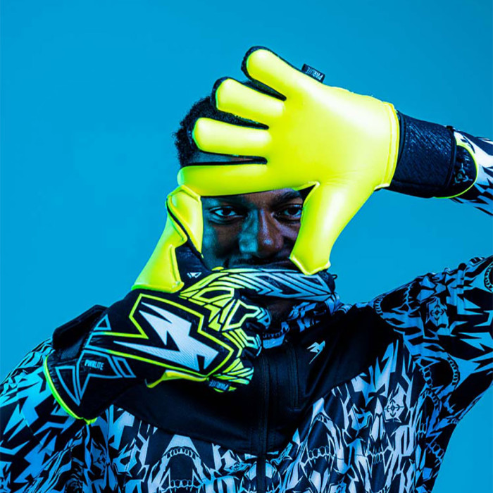 Kaliaaer PWRLITE FaderBlaze Ignite Junior Goalkeeper Gloves Neo Yellow