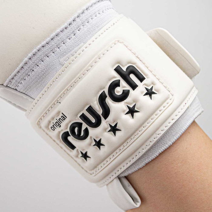 Reusch Legacy Arrow Silver Goalkeeper Gloves White