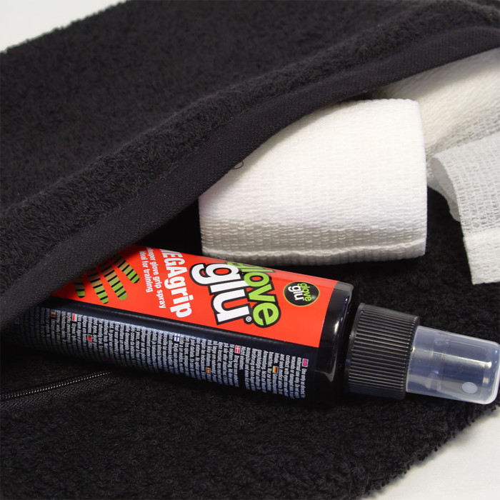  TC07 Keeper iD GK Glove Towel With Pocket (Black) 