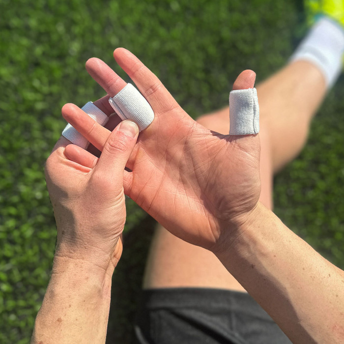 Keeper iD Elasticated Goalkeeper Finger Wraps White 
