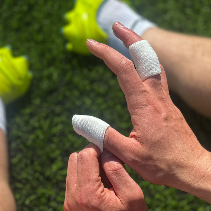 Keeper iD Elasticated Goalkeeper Finger Wraps White 
