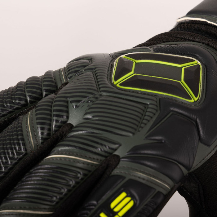 Stanno Thunder VI Negative Finger Protection Goalkeeper Gloves Black