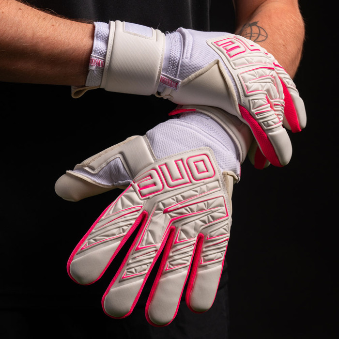 ONE APEX Amped Goalkeeper Gloves White/Pink