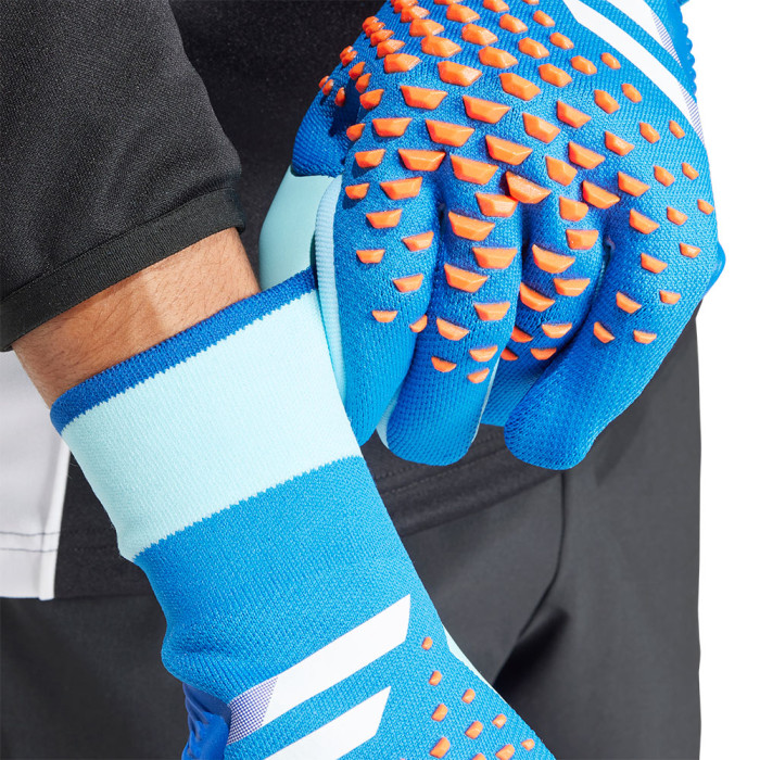 IA0864 adidas Predator GL PRO Accuracy Junior Goalkeeper Gloves Lucid 