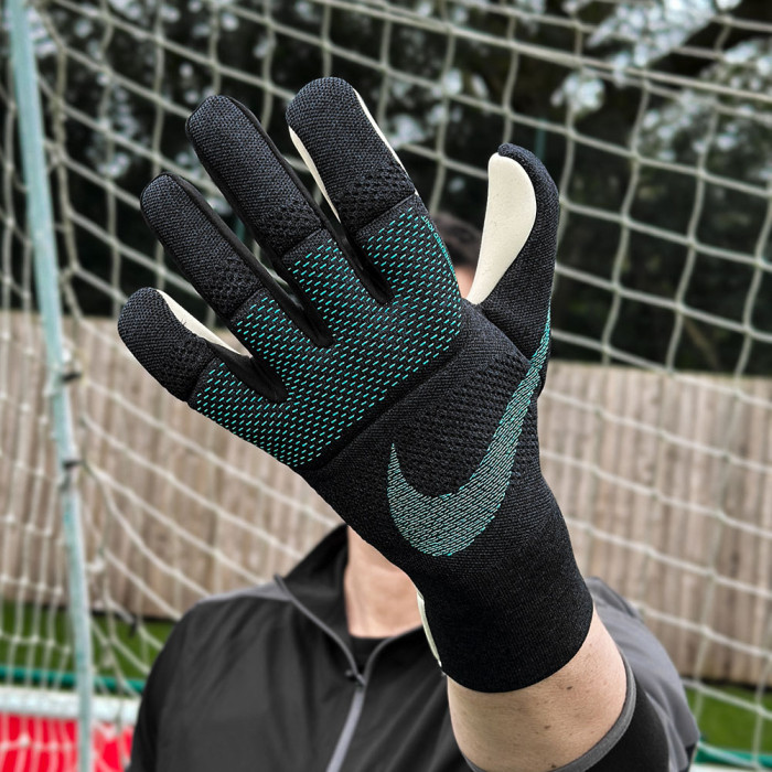 Nike Vapor Dynamic Fit Goalkeeper Gloves Black/Hyper Turquoise