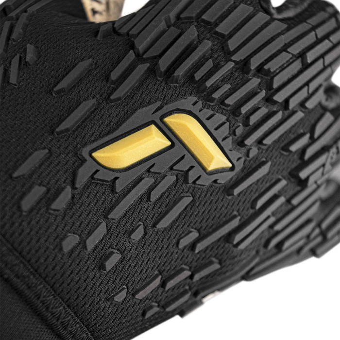 Reusch Attrakt Freegel Fusion Ortho-Tec Black