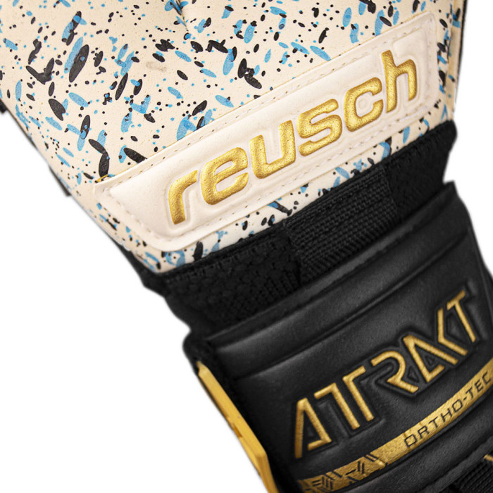 Reusch Attrakt Freegel Fusion Ortho-Tec Black