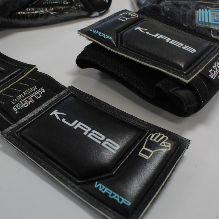SGP202313G SELLS Wrap Aqua Dusk Goalkeeper Gloves Black/Blue
