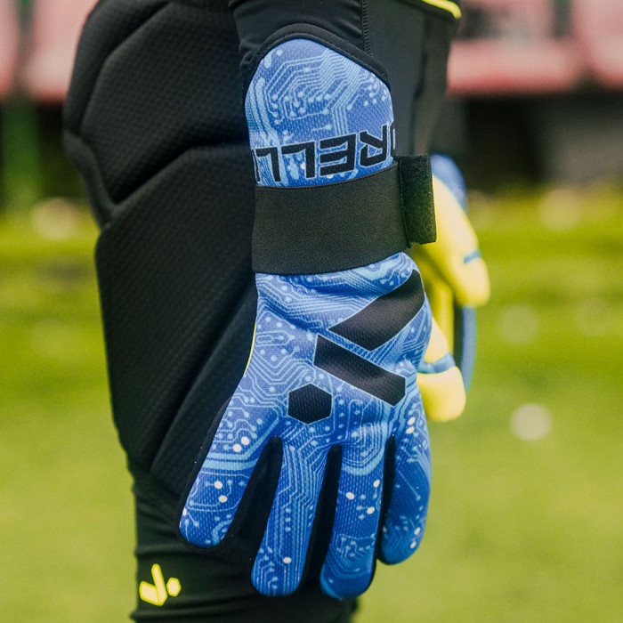 Storelli Challenger Blue Digital Junior Goalkeeper Gloves (Blue)