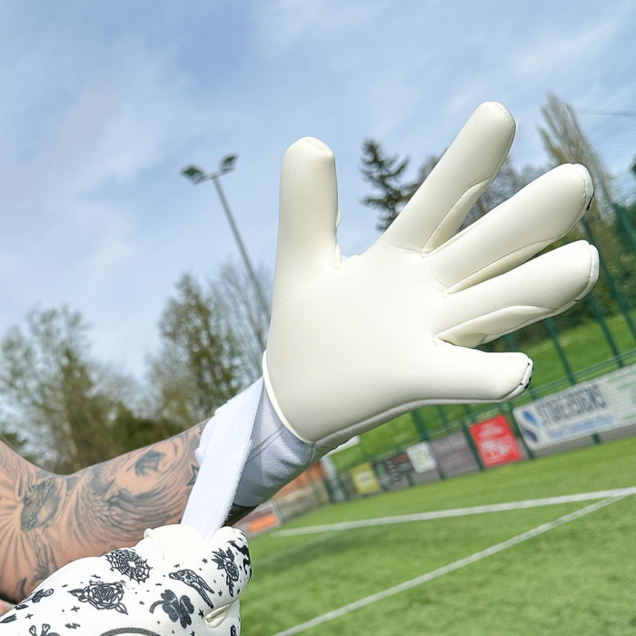  GPI002 Keeper iD Goalproof INK Goalkeeper Gloves White/Tattoo Navy 
