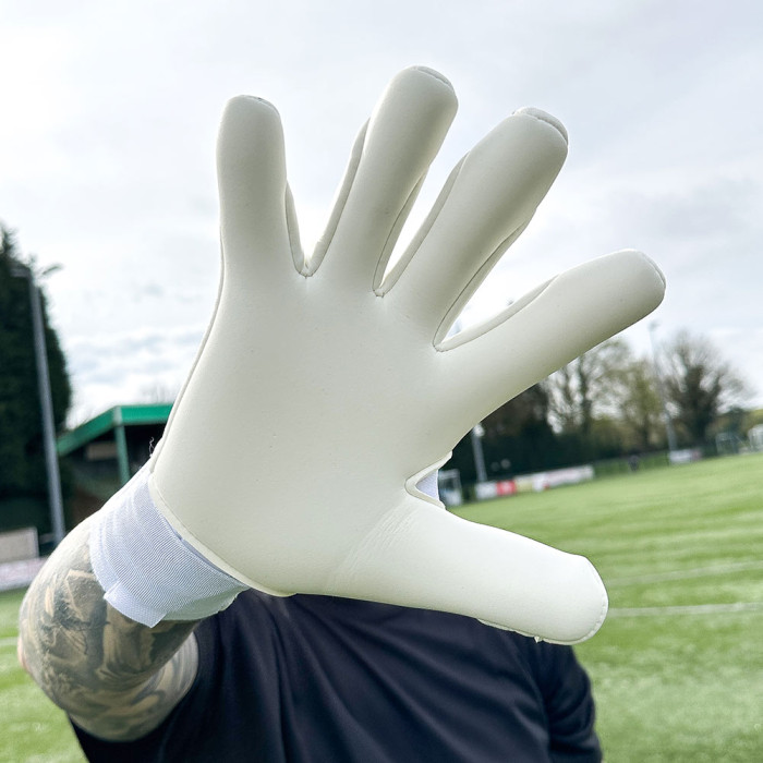  GPI002 Keeper iD Goalproof INK Goalkeeper Gloves White/Tattoo Navy 