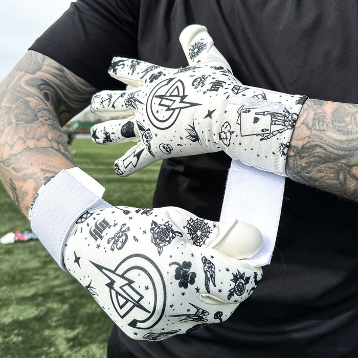  GPI002 Keeper iD Goalproof INK Goalkeeper Gloves White/Tattoo Navy 