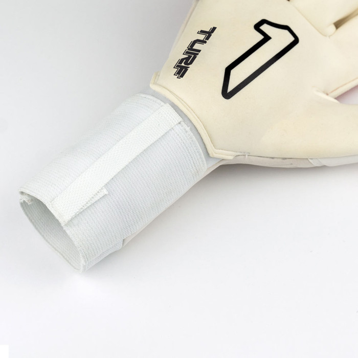  NKTFI140 Rinat NKAM Turf Onana Junior Goalkeeper Gloves Red/White 