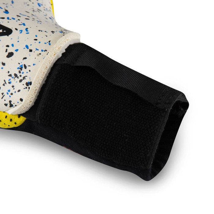  KRRA105 Rinat Kronos 10:22 Turf Goalkeeper Gloves Yellow/Black 