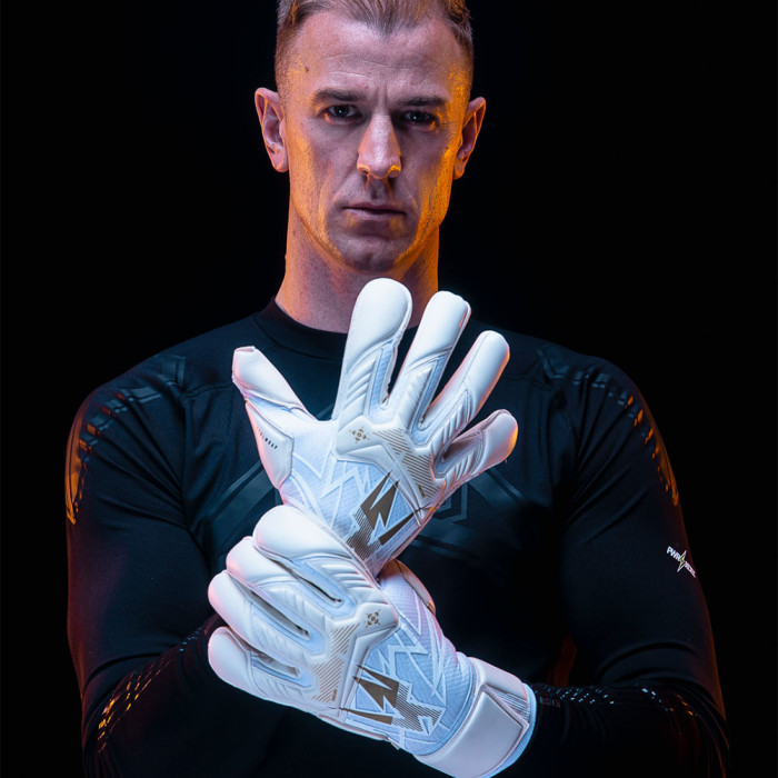 Kaliaaer Joe Hart JHPro 1.3 Junior Goalkeeper Gloves White/Gold