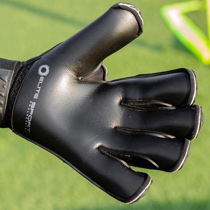 EL4SOLOJ Elite SOLO PROTECTION Junior Goalkeeper Gloves Black Just Keepers
