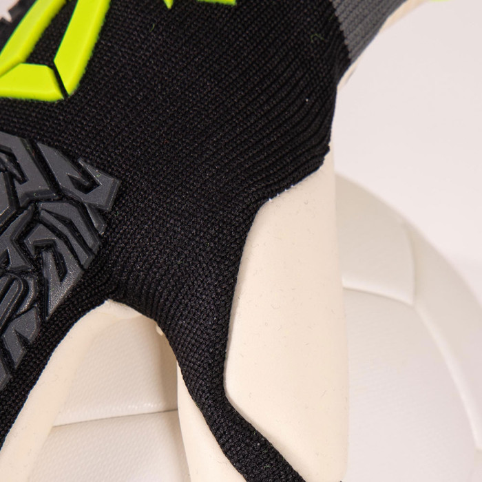 4802458940 Stanno Volare Ultra III Strapless Goalkeeper Gloves Black/F