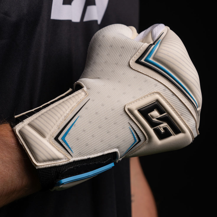 NXT-PRO-NGT ONE NXT Pro NGT Goalkeeper Gloves White